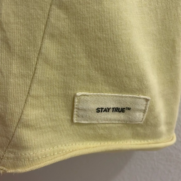 LIFE IS GOOD Women’s Short Sleeve Relaxed “MY HAPPY PLACE” Crusher Tee - Picture 4 of 6